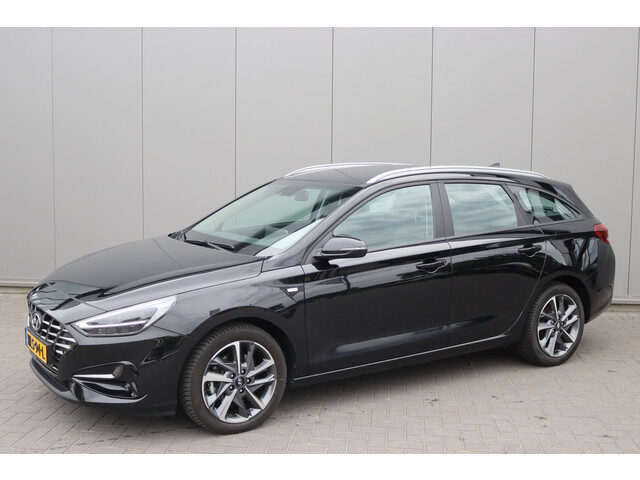 Hyundai i30 Wagon 160PK T-GDi Hybrid Automaat Comfort Navigatie/Camera/Parkeerhulp/Winter-pack