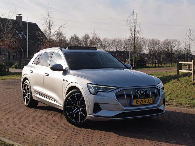 Audi e-tron 55 quattro Business edition Plus 95 kWh