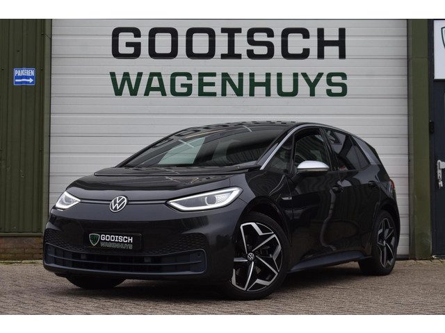 Volkswagen ID.3 First Plus 58 kWh | Camera | IQ Light | Stoel/Stuurverwarming |