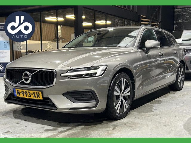Volvo V60 2.0 B3 Momentum Business ORG.NL + NAP + DEALER O.H. | APK 02-2028