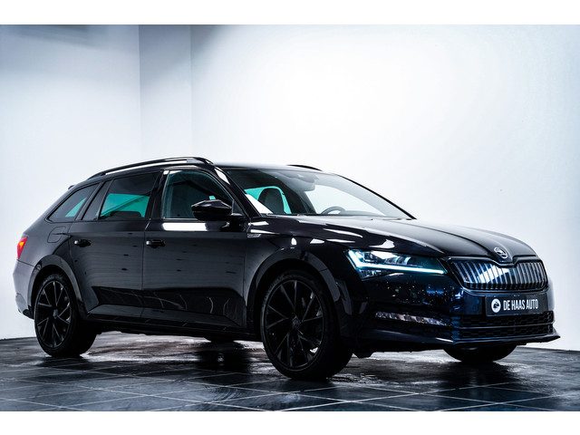Škoda Superb Combi 1.4 TSI iV Sportline Black ed|19 inch|Camera|Acc