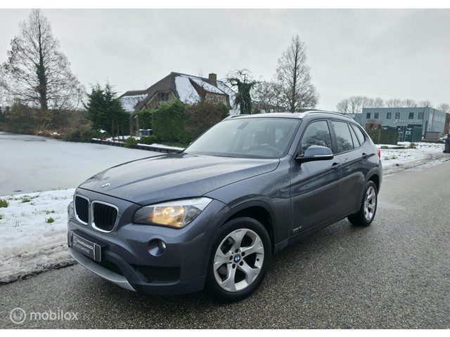 BMW X1 sDrive18i / Navi / PDC / Automaat / Onderhouden