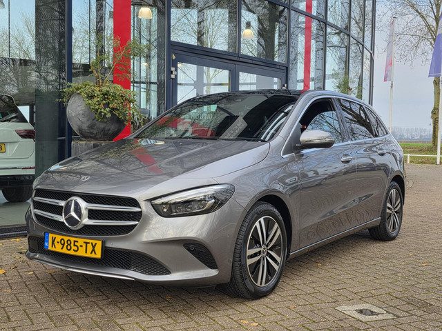 Mercedes-Benz B-Klasse 250 e Business Solution Luxury Limited | Afn. Trekhaak | ECC | Panoramadak |