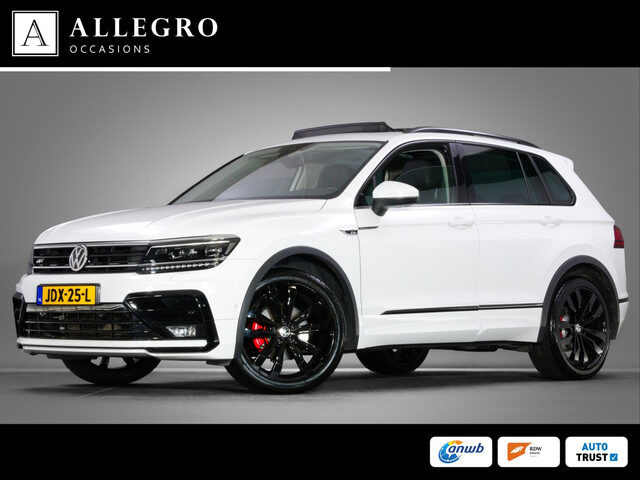 Volkswagen Tiguan 1.5 TSI ACT Highline Business R (PANORAMADAK, SFEERVERLICHTING, TREKHAAK, ADAPTIVE
