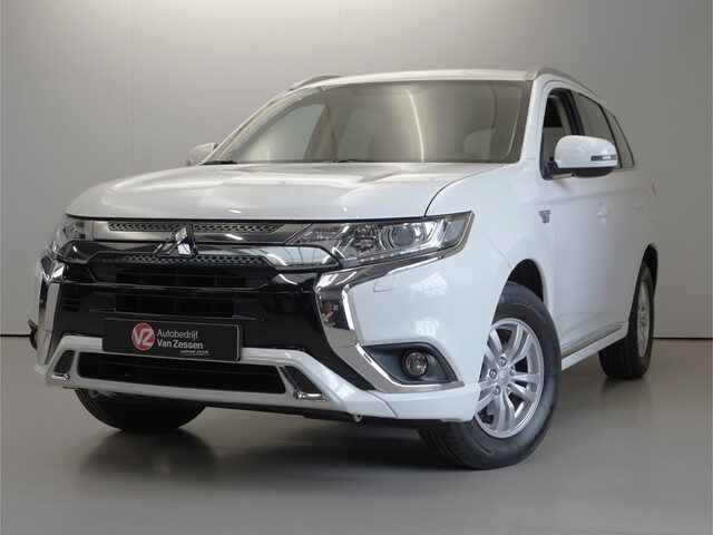 Mitsubishi Outlander 2.4 PHEV Pure
