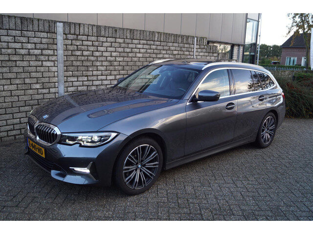 BMW 3 Serie touring 320i High Executive Sport Line Autom Panodak Leder Sportst Stoelverw Navi Camera
