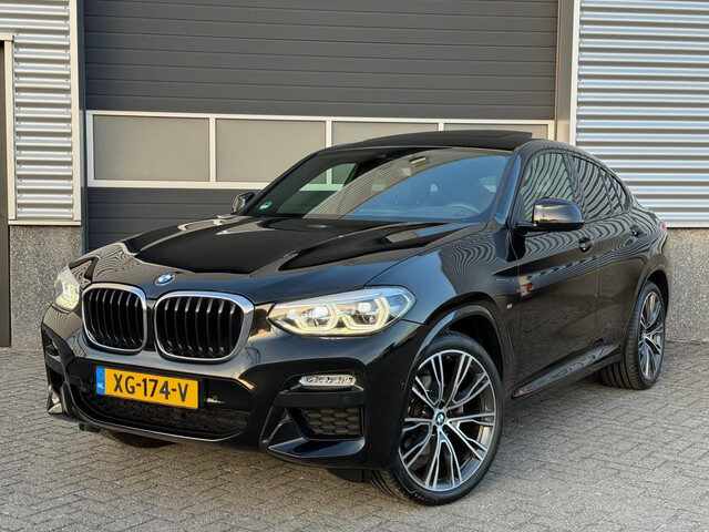 BMW X4 XDrive20i M Pakket Pano Head Up trekhaak