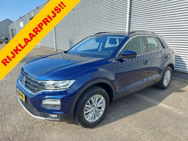 Volkswagen T-Roc 1.5 TSI Style Automaat,trekhaak, applecarplay/android/nav,airco,cruisecontrol,stoel