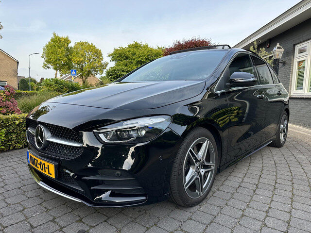 Mercedes-Benz B-Klasse 220 4MATIC AMG, Pano, BTW, 1e Eigenaar