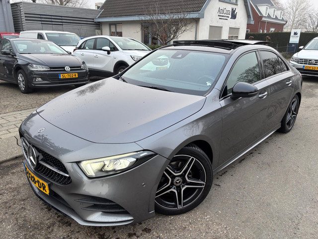 Mercedes-Benz A-Klasse 200 Business Solution AMG Pano