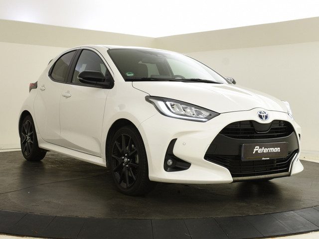 Toyota Yaris 1.5 Hybrid Executive | BSM | Parkeersensoren V + A