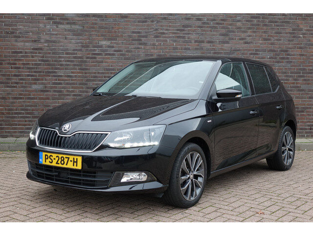 Škoda Fabia 1.0 TSI Drive, zwart, full options! Super mooie auto! keurige auto!