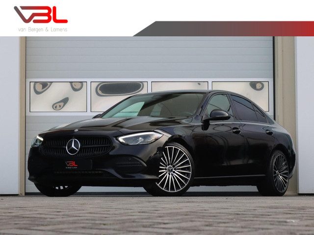 Mercedes-Benz C-Klasse 180 Luxury Line | 360° Camera | Apple Carplay |