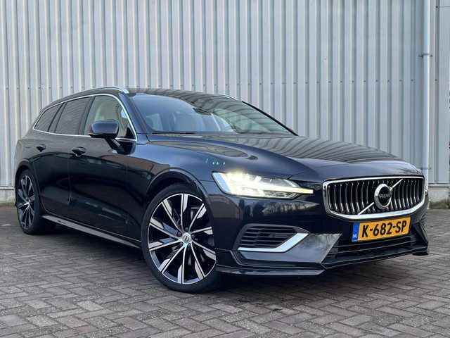 Volvo V60 2.0 T6 Recharge AWD Inscription Full options!
