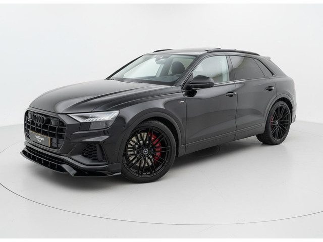 Audi Q8 55 TFSI quattro * S-line * Panoramadak * Dealer onderh. *