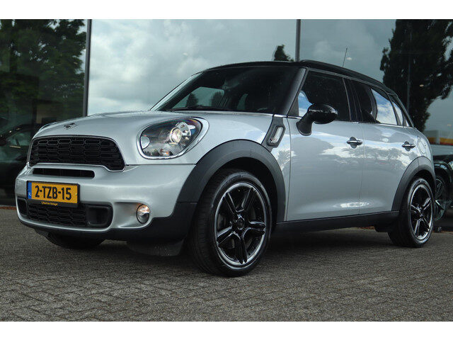 MINI Countryman MINI 1.6 COOPER S 184PK CHAMP ED.