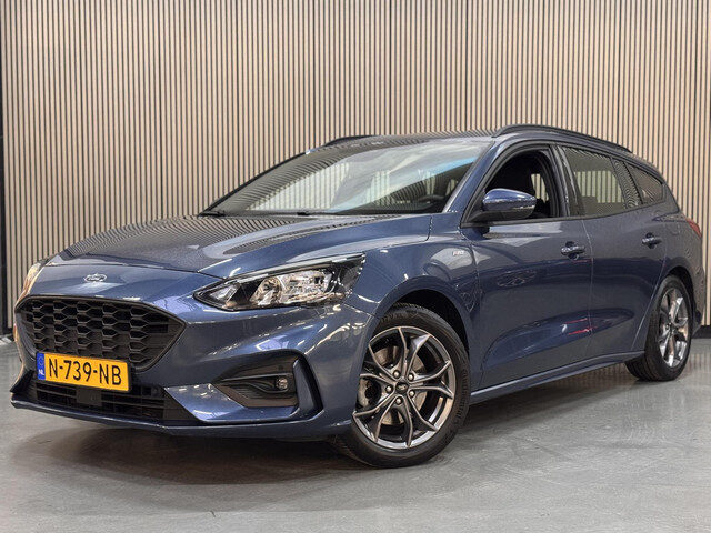 Ford Focus 125pk EcoB Hybrid ST Line Navi Trekhaak Winter