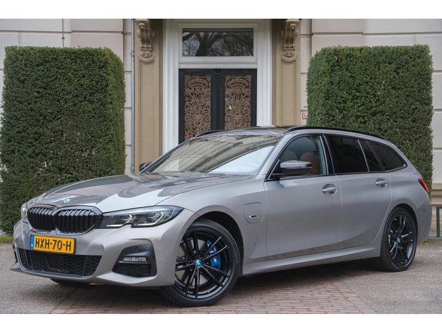 BMW 3 Serie touring 330e High Executive
