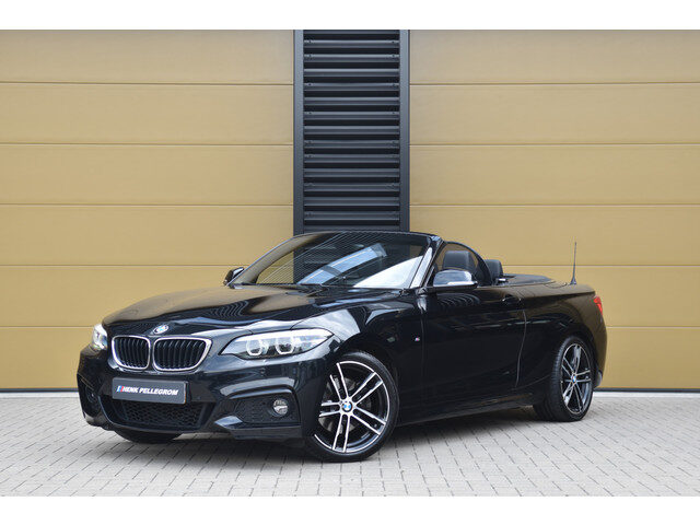 BMW 2 Serie Cabrio 220i High Executive