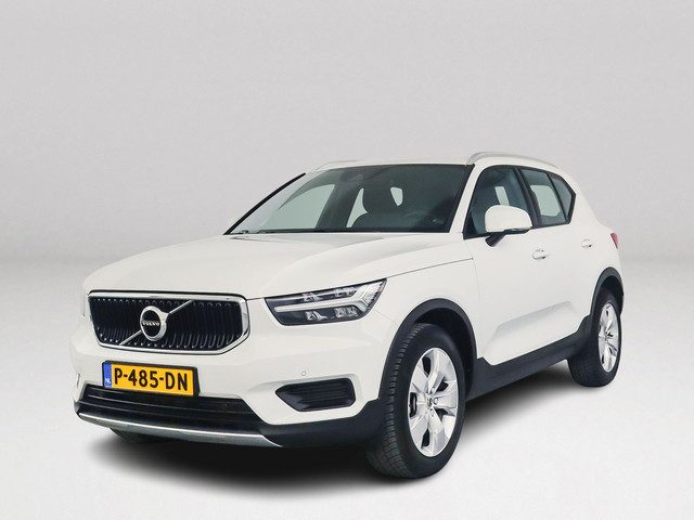 Volvo XC40 T2 Momentum | Parkeercamera | Cruise control | Navigatie