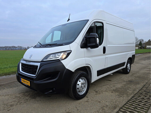 Peugeot Boxer 2.2 BlueHDi L2 H2 3.5T