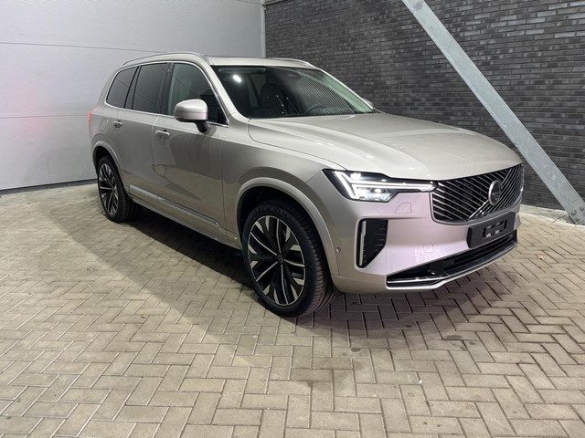 Volvo XC90 T8 Plug-in hybrid Ultra Bright
