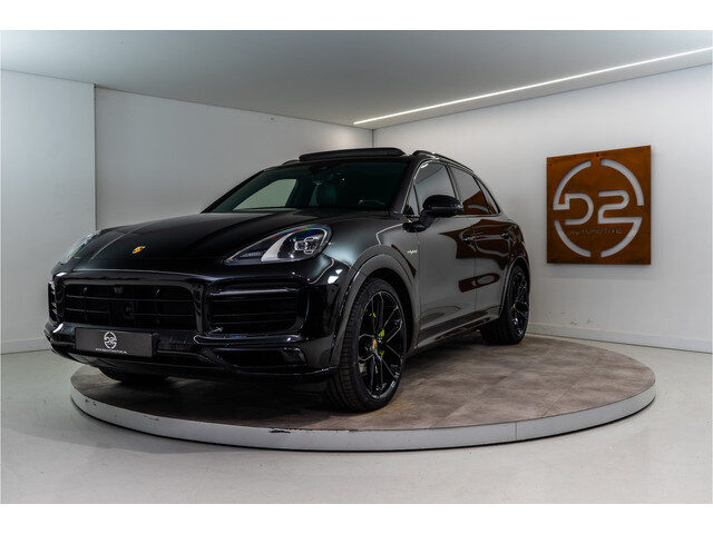 Porsche Cayenne 3.0 E-Hybrid 462PK | Sport Design | Pano | 22'' | Luchtvering | Bose | Garantie