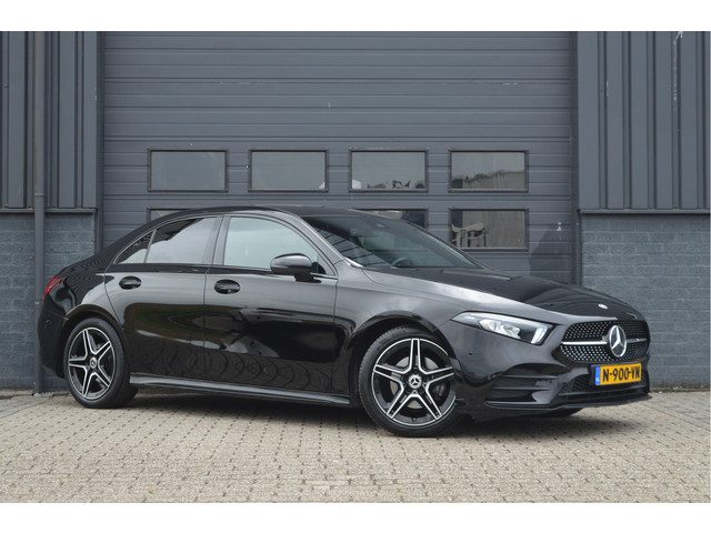 Mercedes-Benz A-Klasse 180 Business Solution AMG | CAMERA | SFEERVERLICHTING |