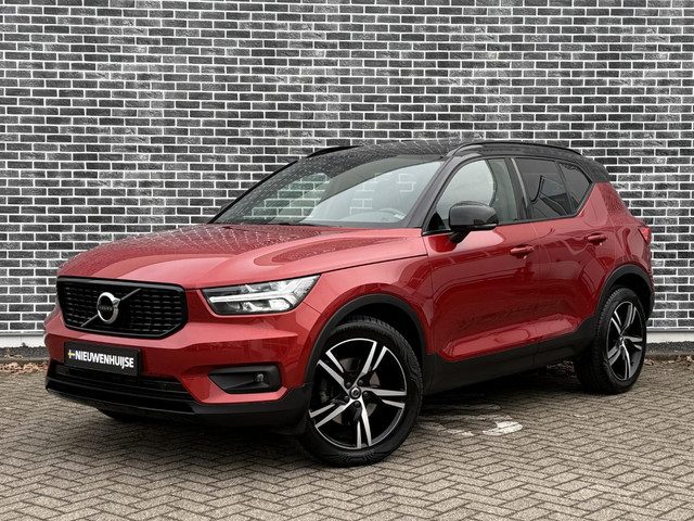 Volvo XC40 2.0 T4 R-Design