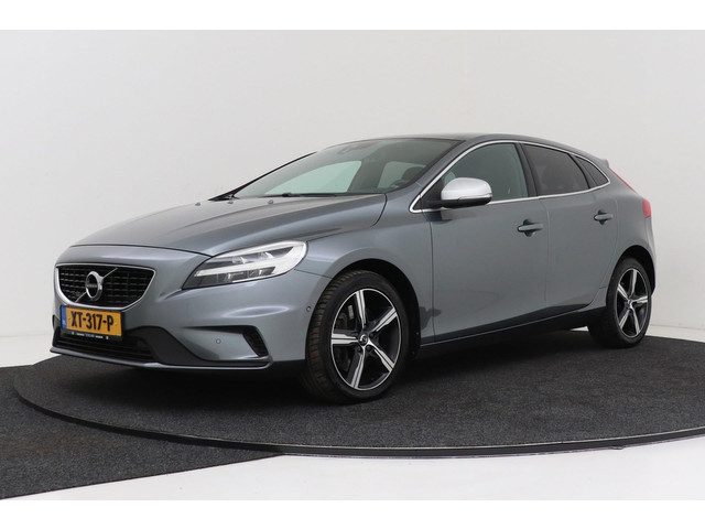 Volvo V40 1.5 T3 Polar+ Sport R-Design | Panoramadak | Org NL | Facelift | Camera | Navigatie | Stoe