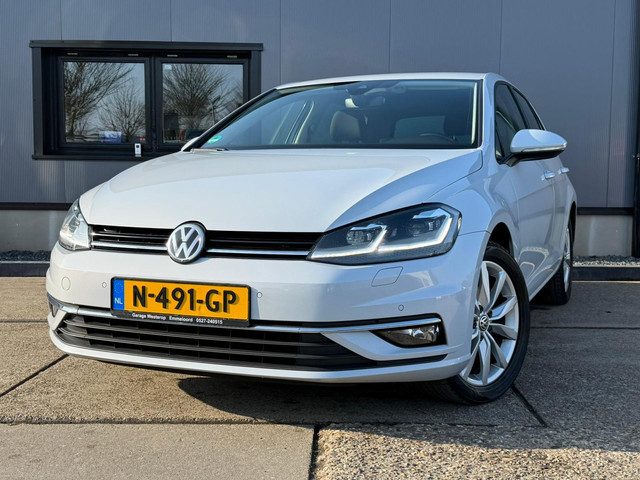 Volkswagen Golf 1.5 TSI Highline Business White silver Hihgline LED NAVI VIRTUALCOCKPIT