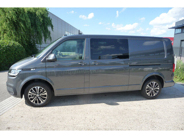 Volkswagen Transporter 2.0 TDI L2H1 30 Highline D C 5 zits Aut 204 pk