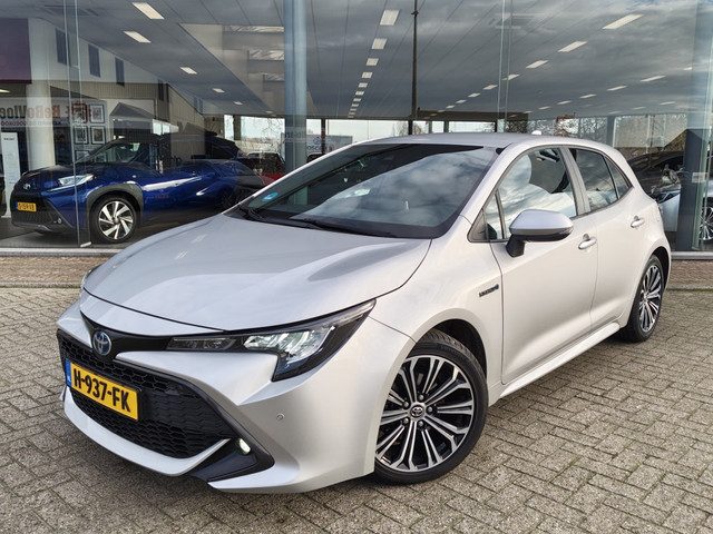 Toyota Corolla 1.8 Hybrid Dynamic | Sensoren voor | Stoelverwarming | Android A