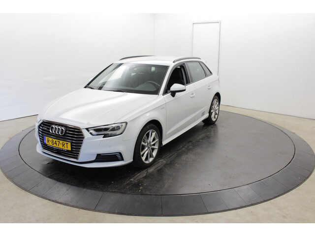 Audi A3 Sportback 1.4 e-tron PHEV Sport Virtual Dakrail Keyless PDC v+a Stoelver