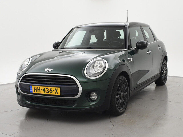 MINI Cooper Mini 1.5 136 PK BUSINESS *BRITISH RACING GREEN!*