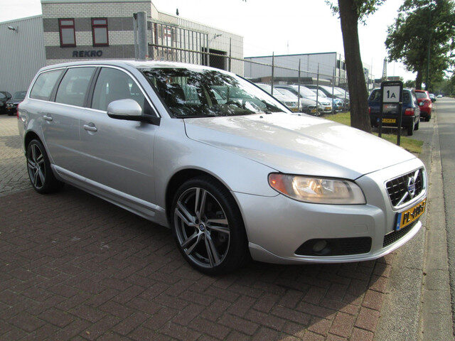 Volvo V70 2.0 T5 Momentum