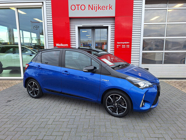 Toyota Yaris 1.5 Hybrid Bi-Tone met fietsendragerhouder