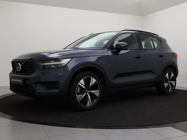 Volvo XC40 T4 PLUG-IN HYBRID R-DESIGN SCHUIFDAK ACC BLIS KEYLESS STOELVERWA