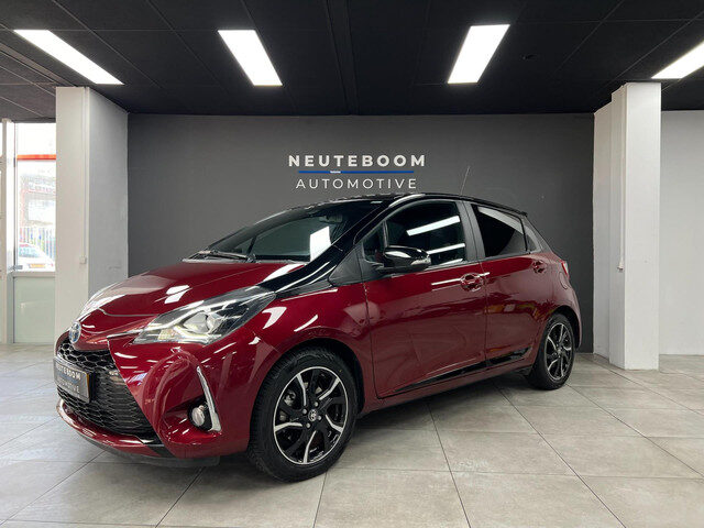 Toyota Yaris 1.5 Hybrid Bi-Tone | Keyless | Camera | Cruise|