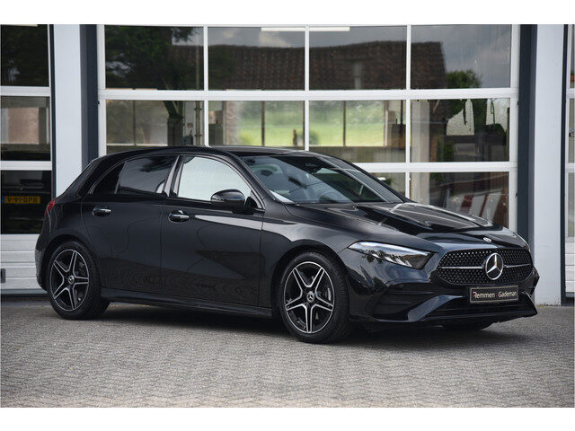 Mercedes-Benz A-Klasse 180 AMG Line