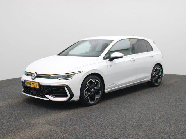 Volkswagen Golf 1.5 eTSI R-Line Edition