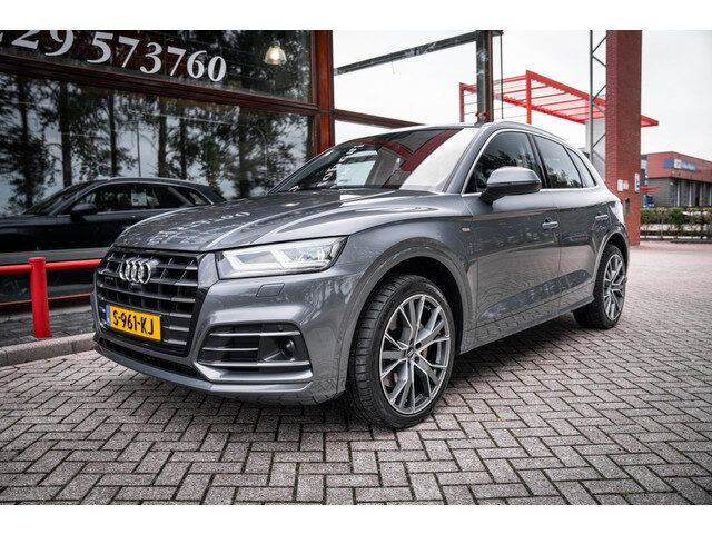 Audi Q5 50 TFSI e Quattro Pro Line | Luchtvering | Matrix LED | Inparkeersysteem | Drive select | Tr