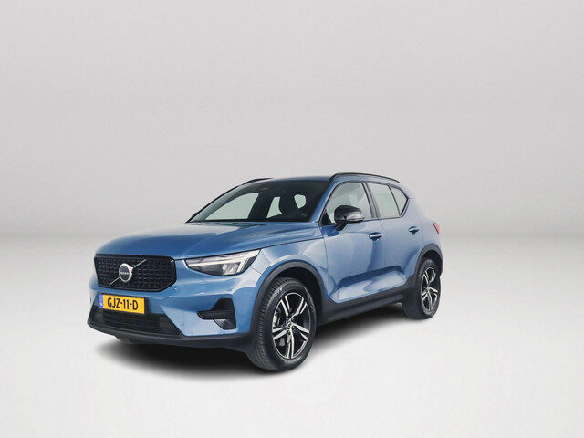 Volvo XC40 B4 Aut. Plus Dark | Harman Kardon | Stoel- en Stuuverwarming | Parkeercamera | Trekhaak