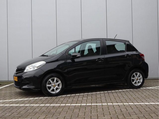 Toyota Yaris 1.0 VVT-i Now
