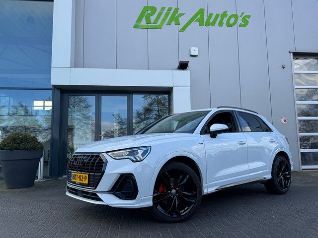 Audi Q3 35 TFSI 3X S-Line* Keyless * Matrix Led * Camera * Carplay