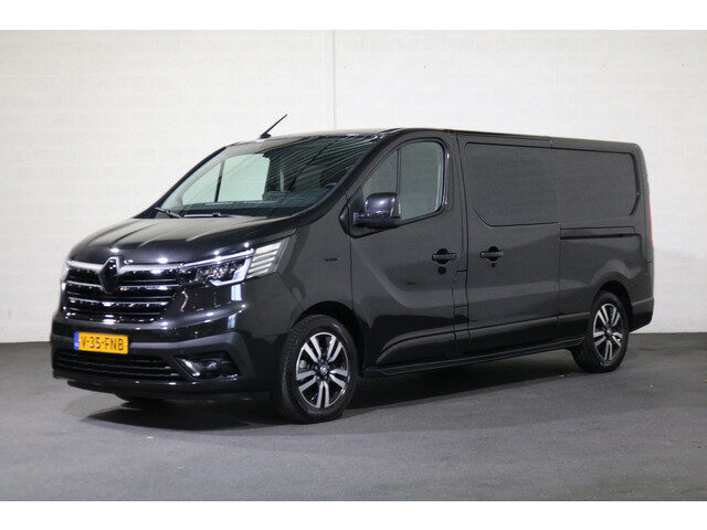 Renault Trafic 2.0 dCi 150pk L2 H1 DC Luxe Black Edition Automaat