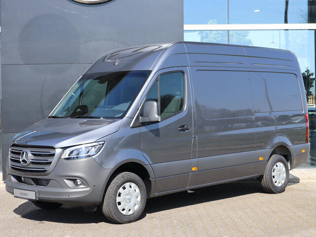 Mercedes-Benz Sprinter 317 L2 Pro