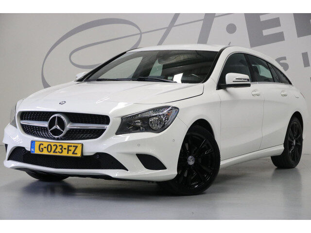 Mercedes-Benz CLA Shooting Brake 180/ Sfeerverlichting/ Navigatie