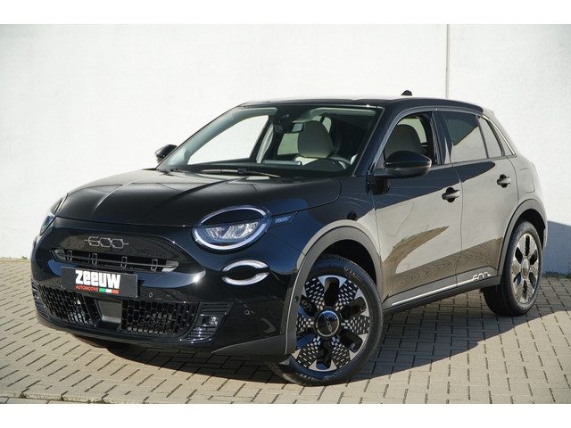 Fiat 600 600e La Prima 54 kWh | Navi | Camera | Carplay | 18"