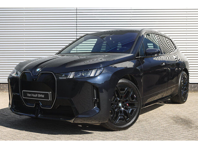 BMW iX xDrive45 M Sport